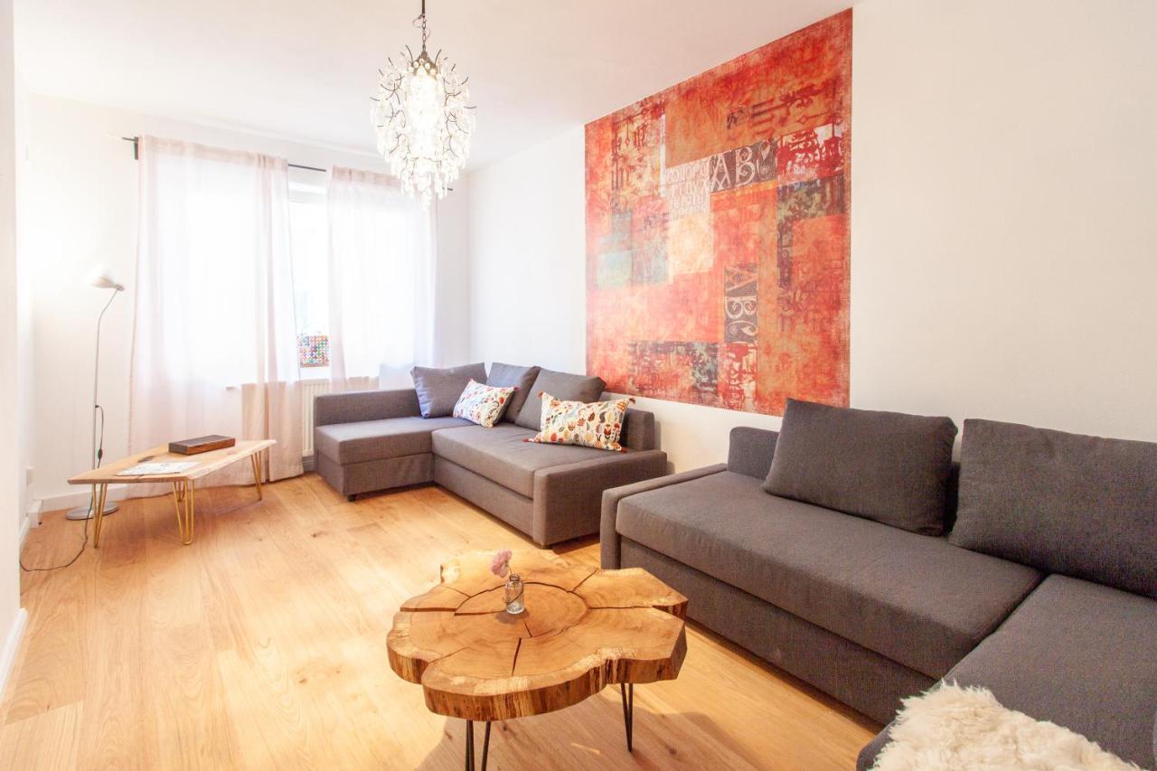Modern & Spacious For Up To 8 Persons