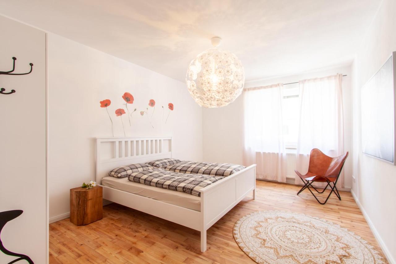 Modern & Spacious For Up To 8 Persons Apartment Wurzburg