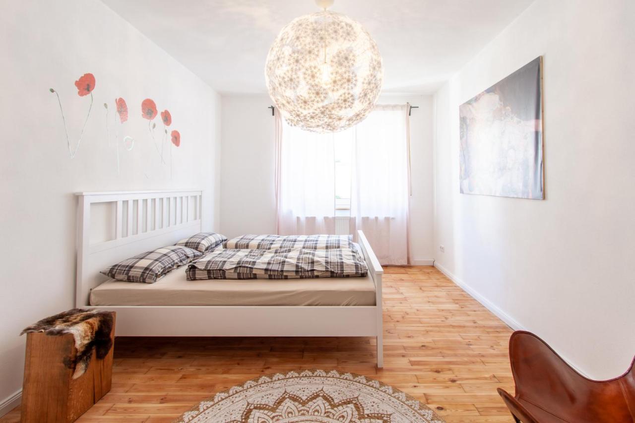 Apartment Modern & Spacious For Up To 8 Persons Wurzburg